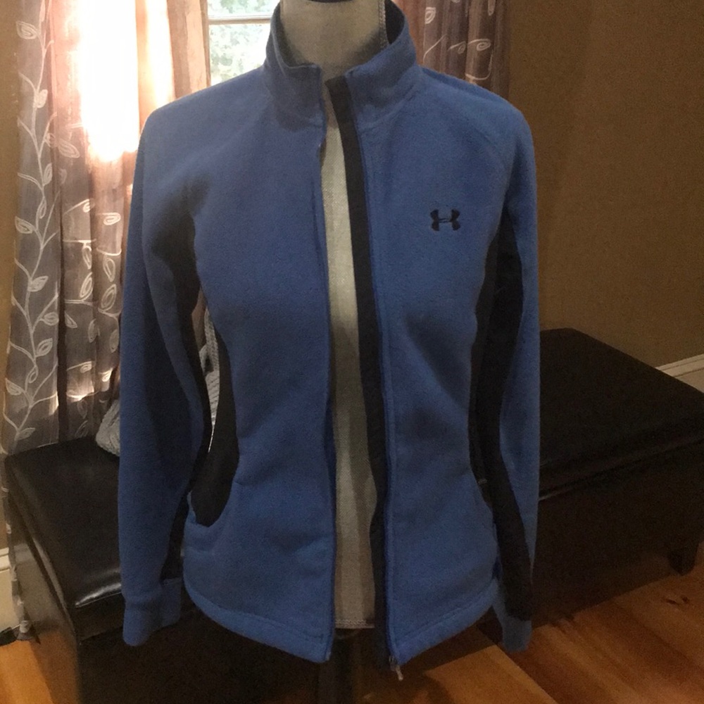 Under Armour Women’s medium fleece jacket